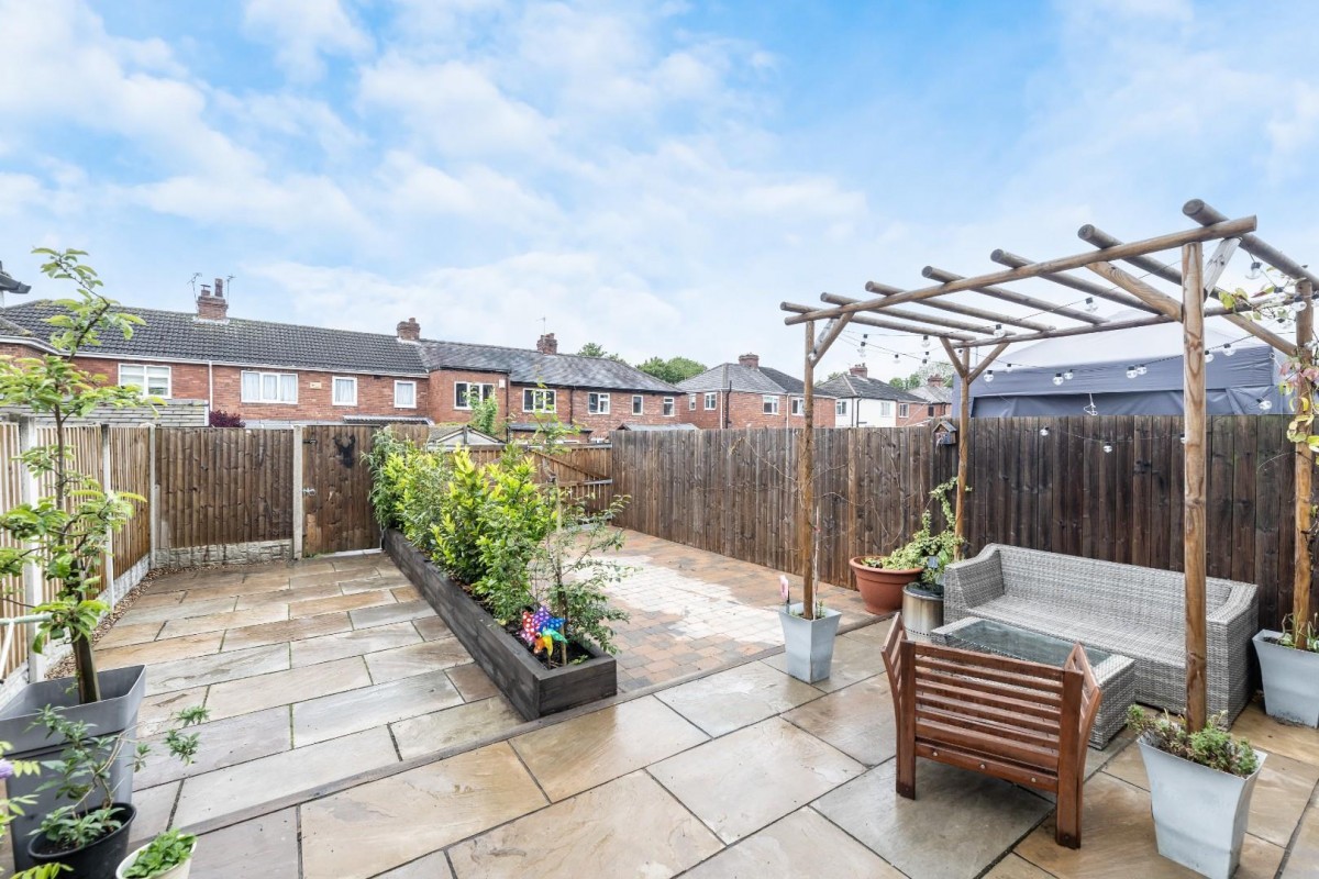 Front Street, Castleford