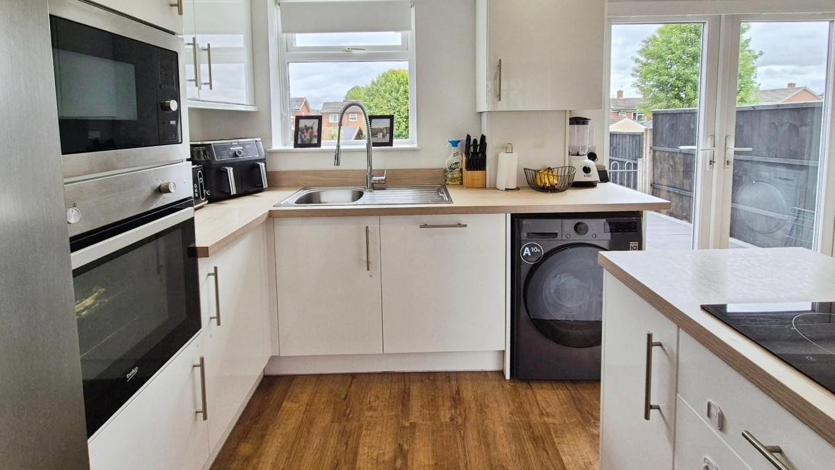 Rugeley Road, Chase Terrace, Burntwood, WS7 1AA