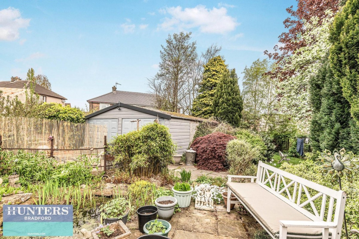 Penfield Grove, Clayton, Bradford, West Yorkshire, BD14 6LJ