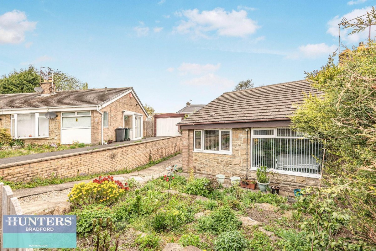 Penfield Grove, Clayton, Bradford, West Yorkshire, BD14 6LJ