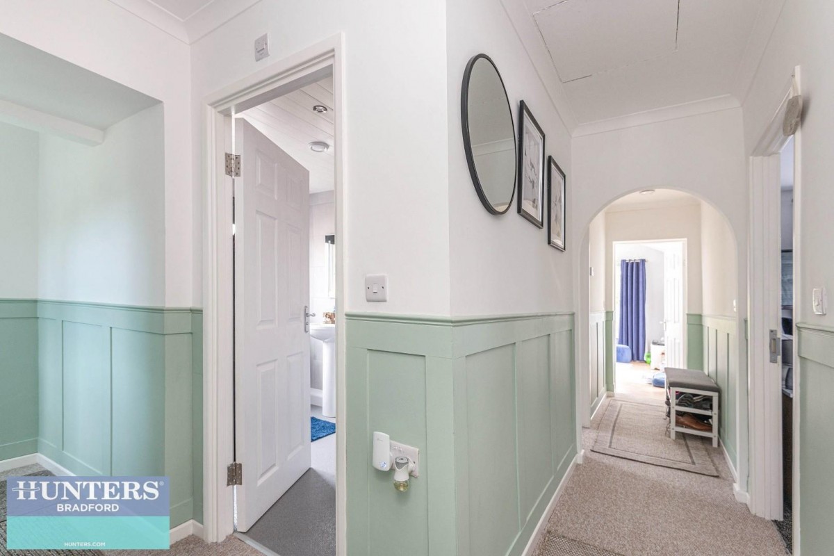 Penfield Grove, Clayton, Bradford, West Yorkshire, BD14 6LJ