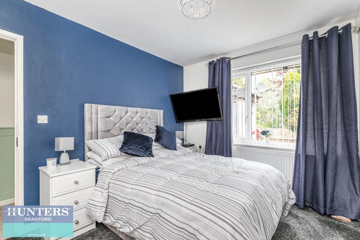 Penfield Grove, Clayton, Bradford, West Yorkshire, BD14 6LJ