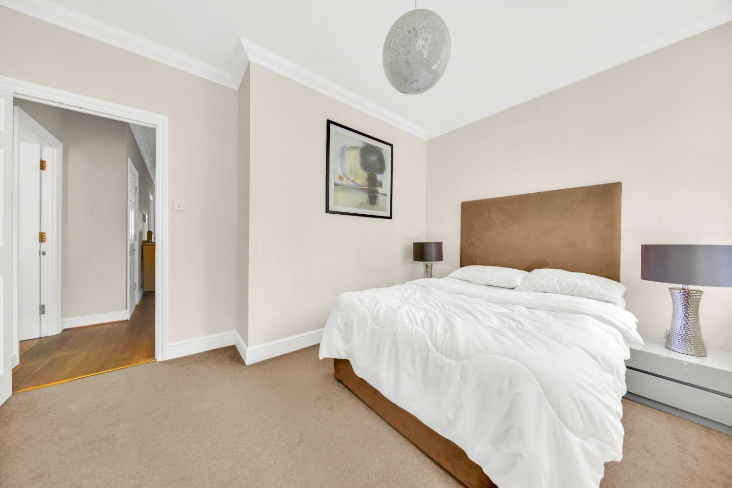 2 bedroom Flat to let in Spital Square, Spitalfields, E1
