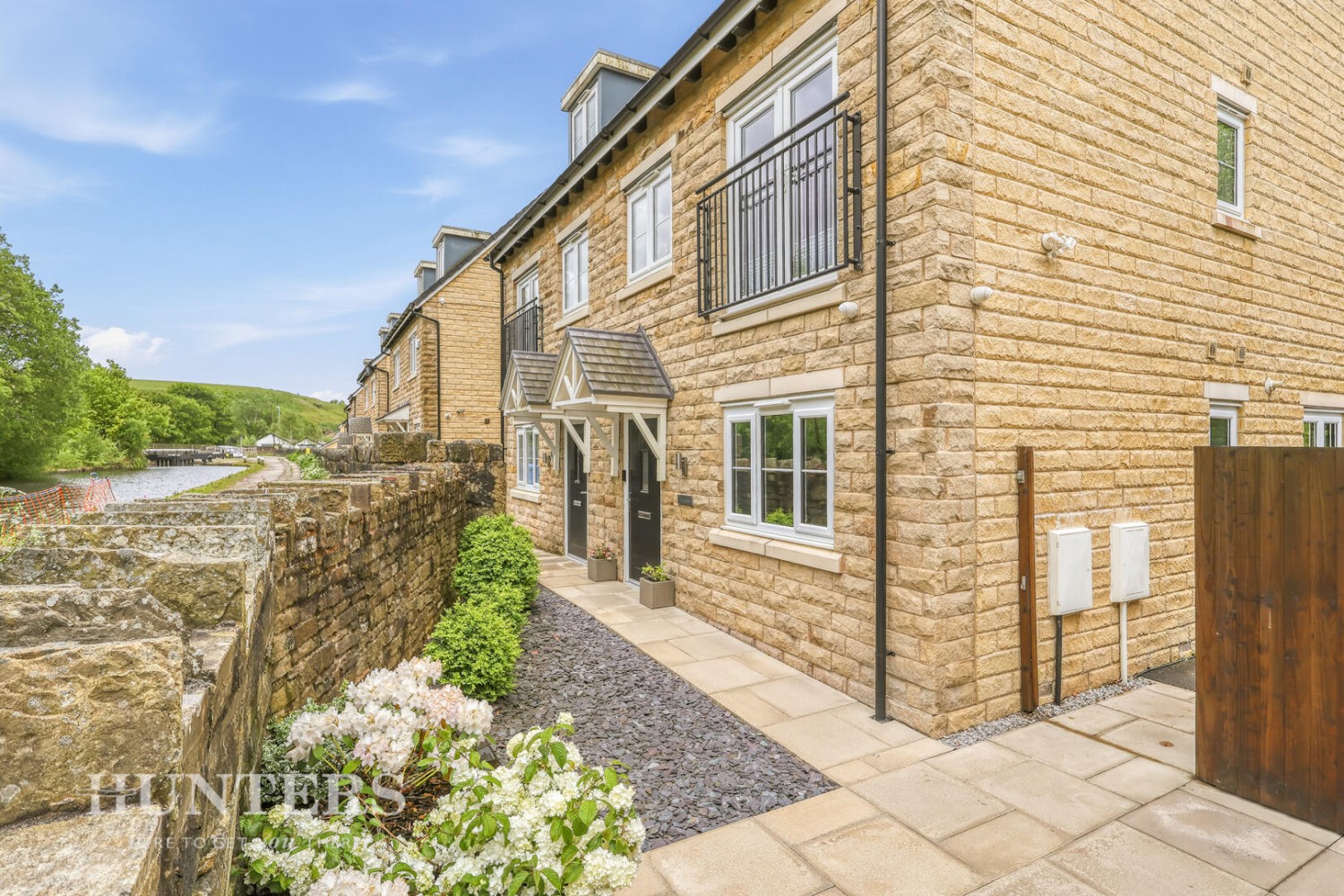 Lockside, Littleborough OL15 0HX