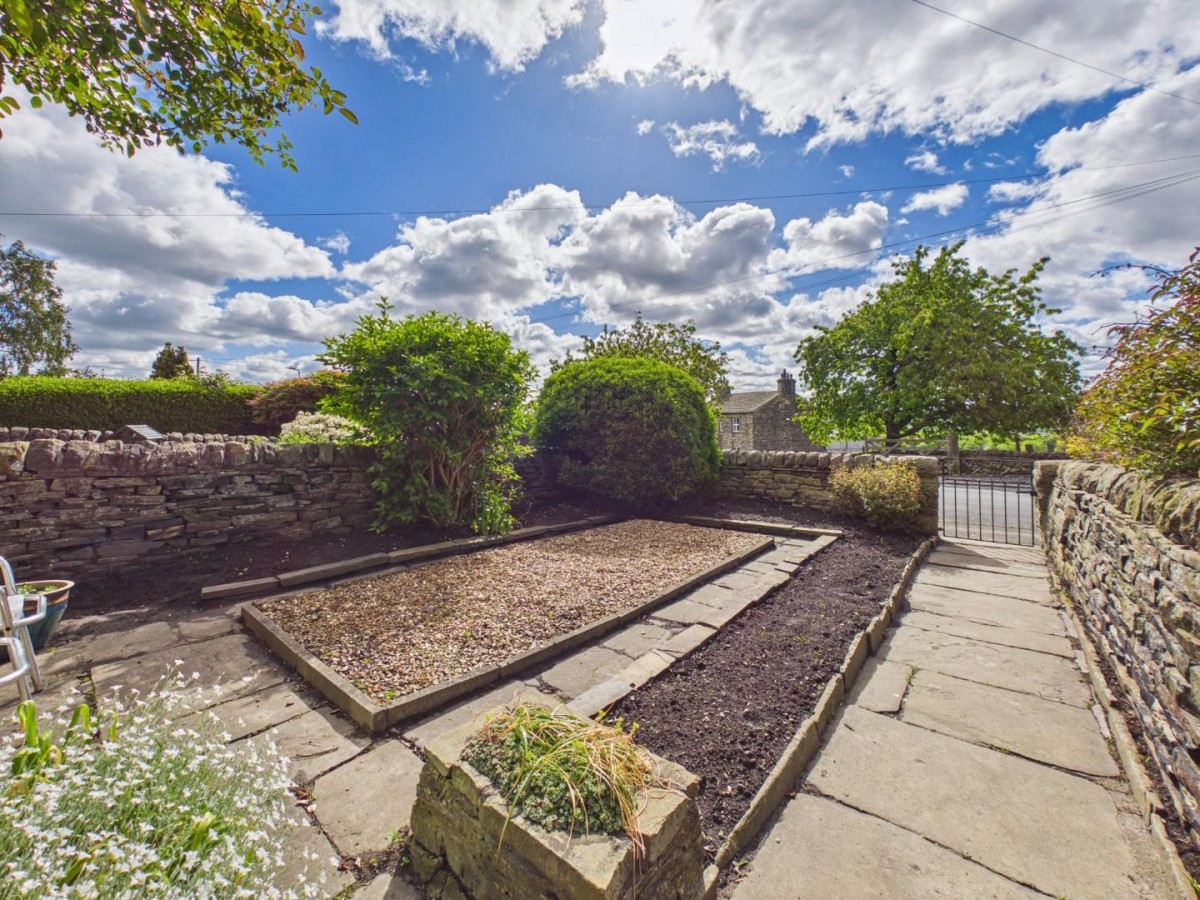 Gilstead Lane, Bingley