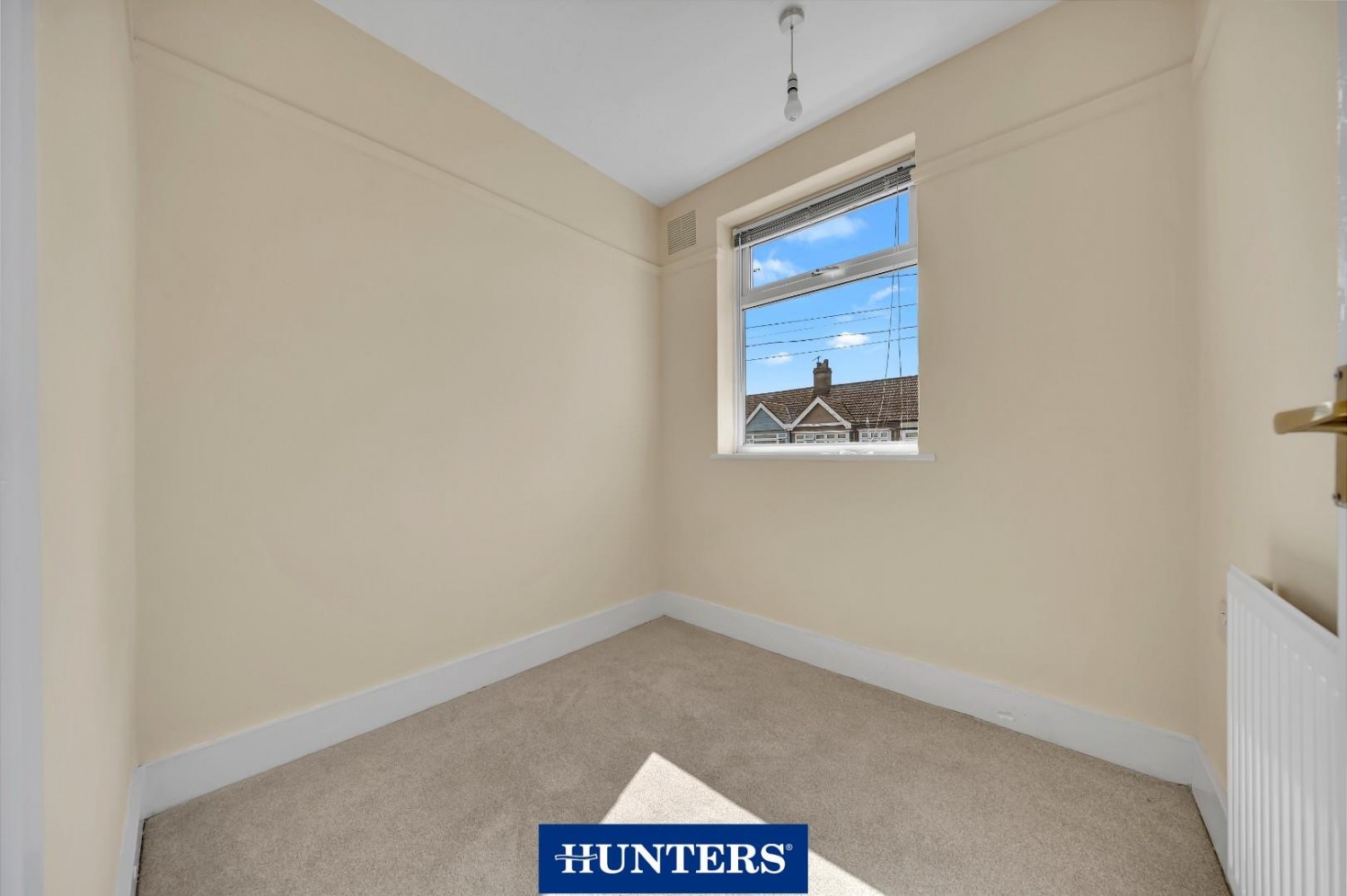 Temple Avenue, Dagenham, RM8