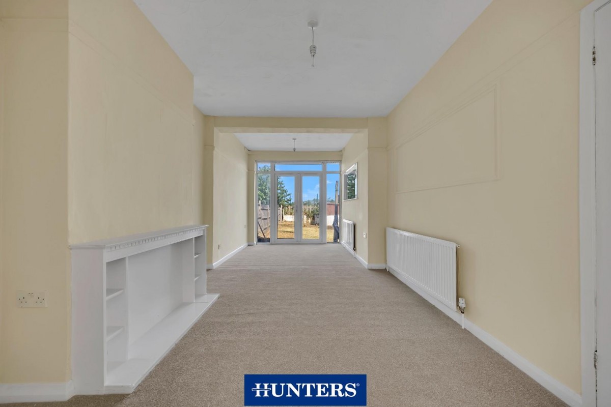 Temple Avenue, Dagenham, RM8