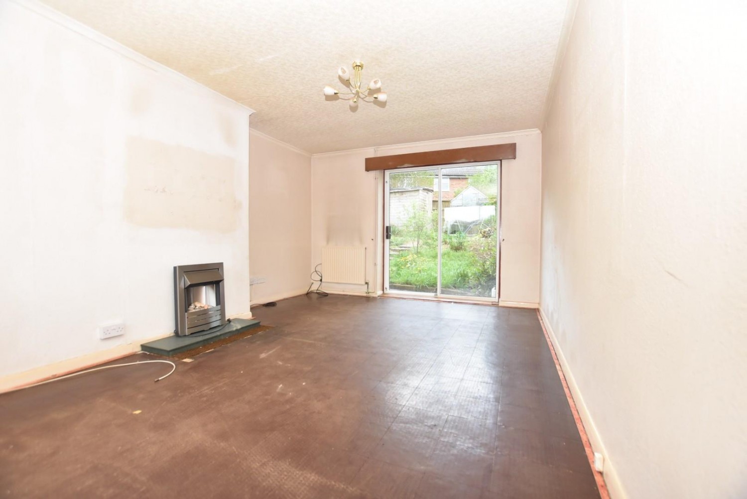 The Crescent, Brimington, Chesterfield, S43 1AZ
