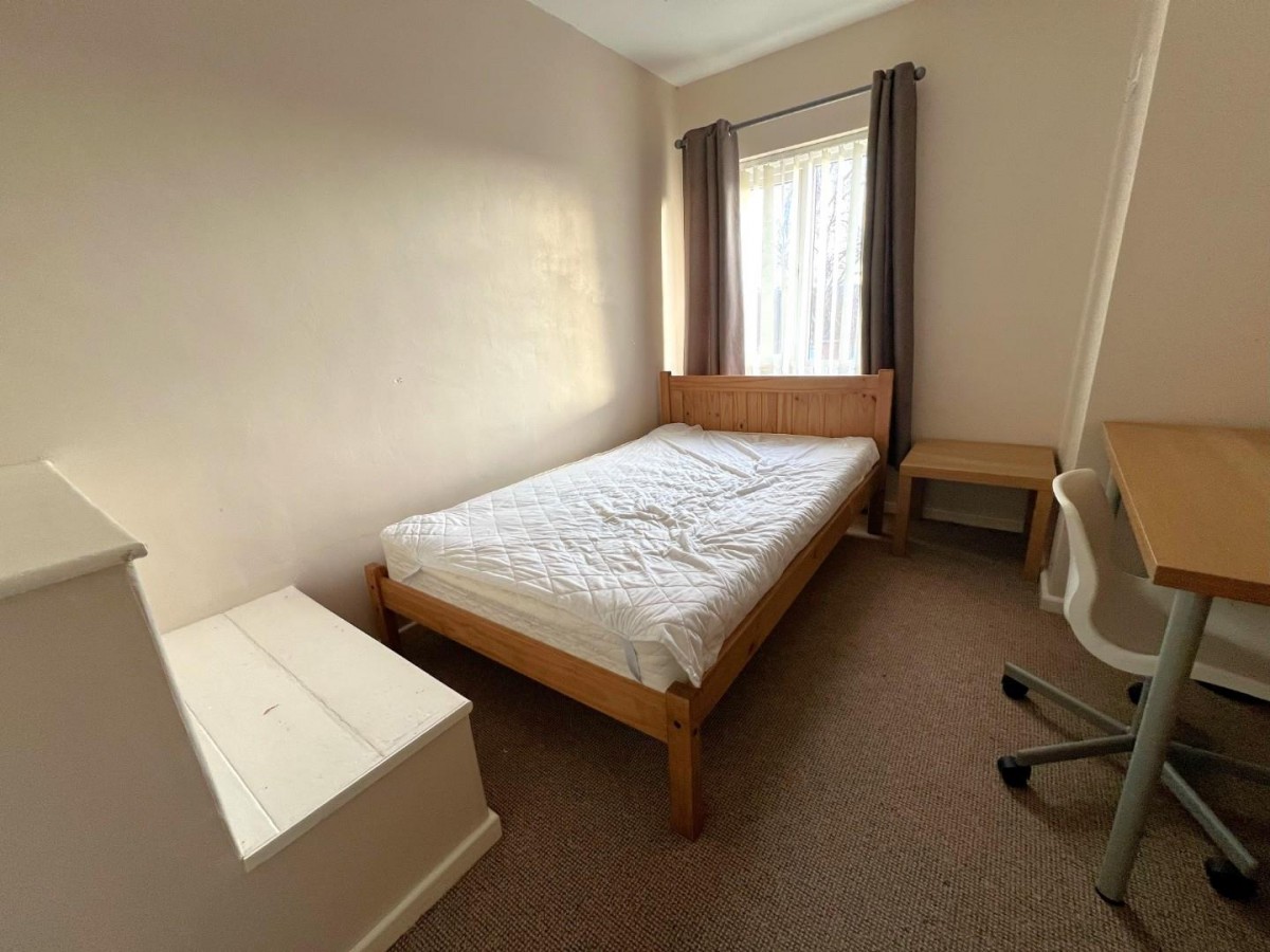 Mincinglake Road, Exeter, EX4 7DZ
