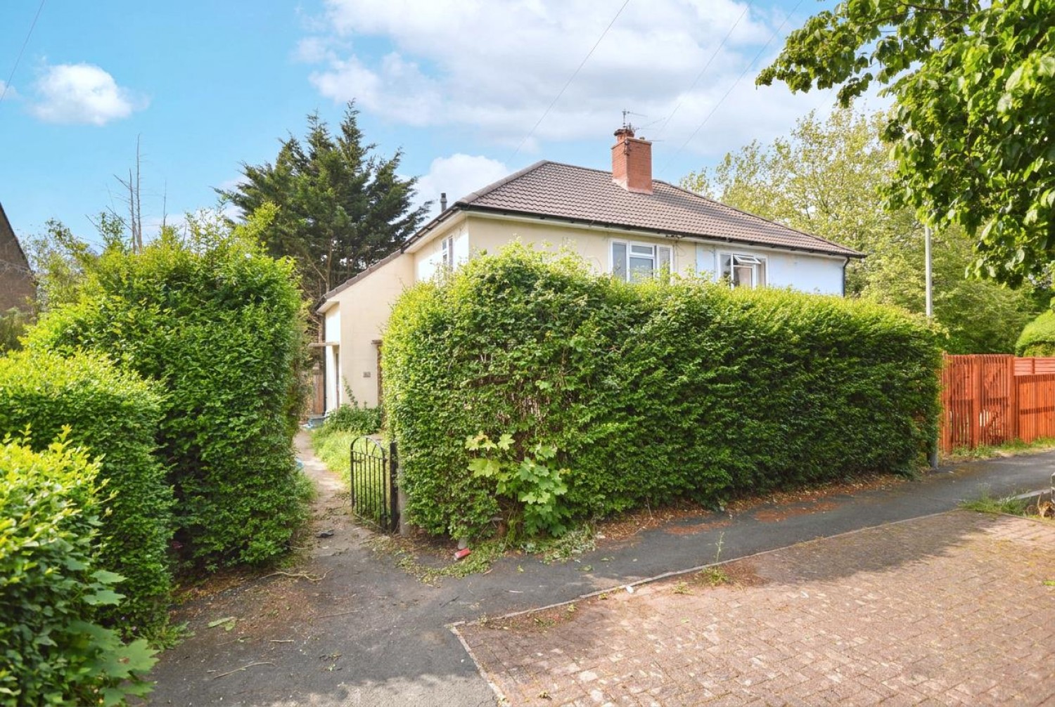 Maynard Close, Bristol