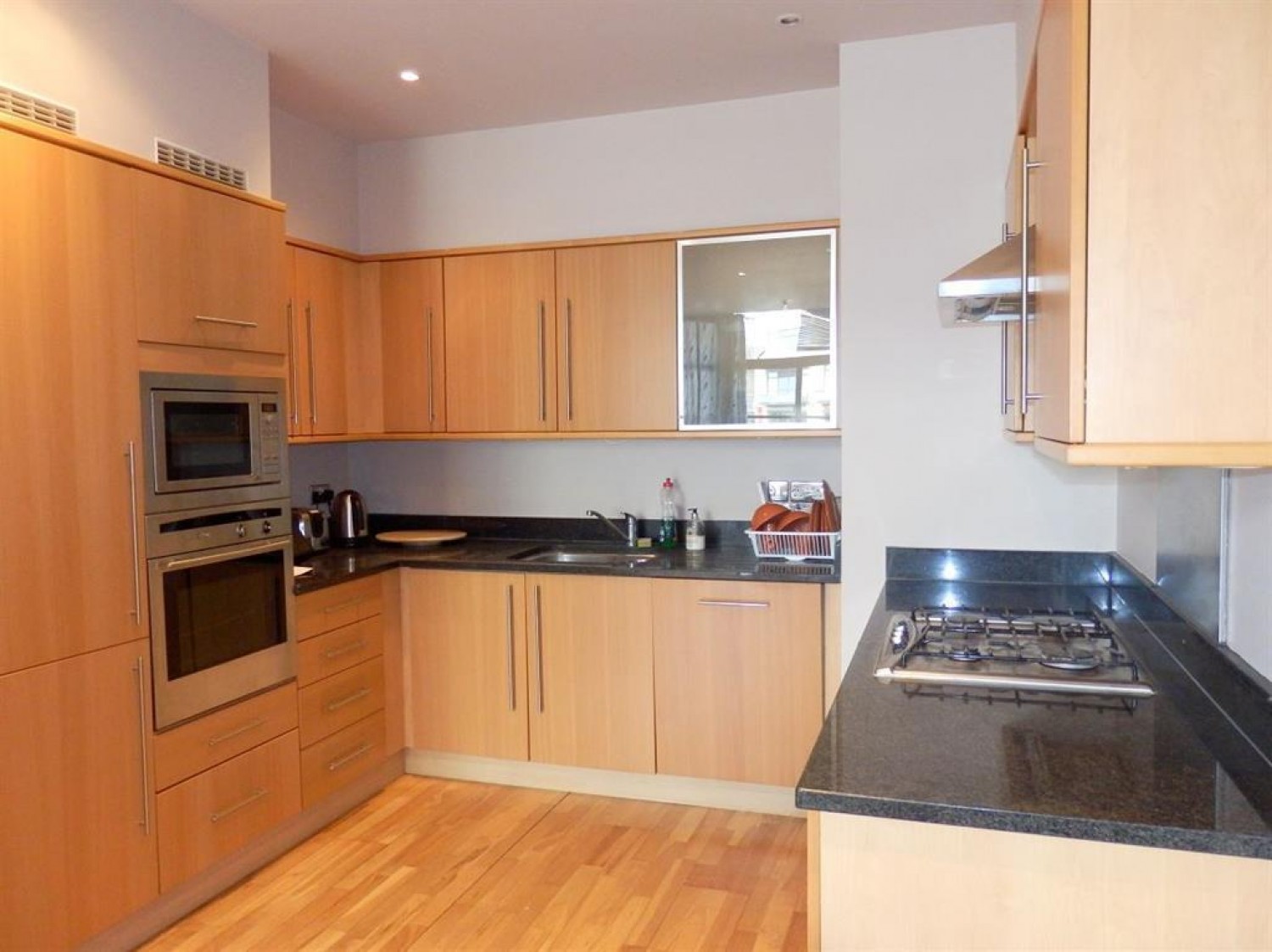 Point Wharf Lane, Brentford, TW8