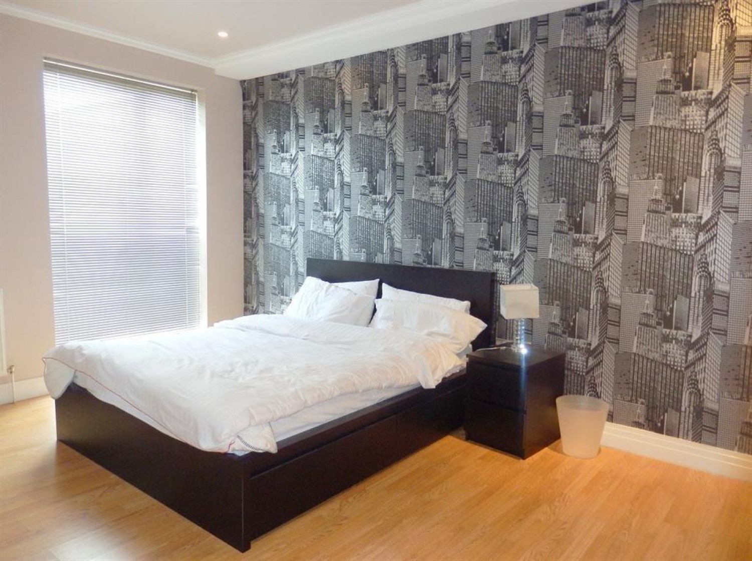 Point Wharf Lane, Brentford, TW8