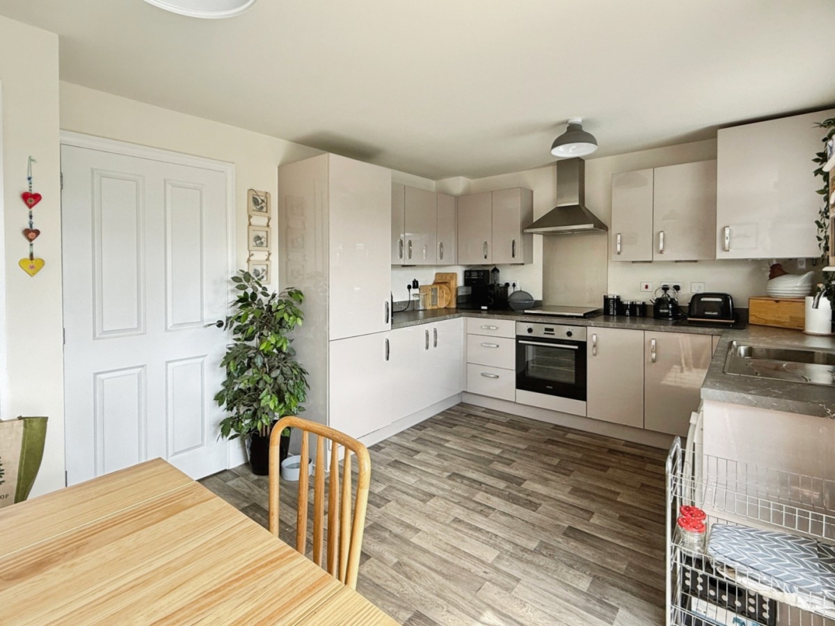 Thomas Tutor Way, Great Oldbury