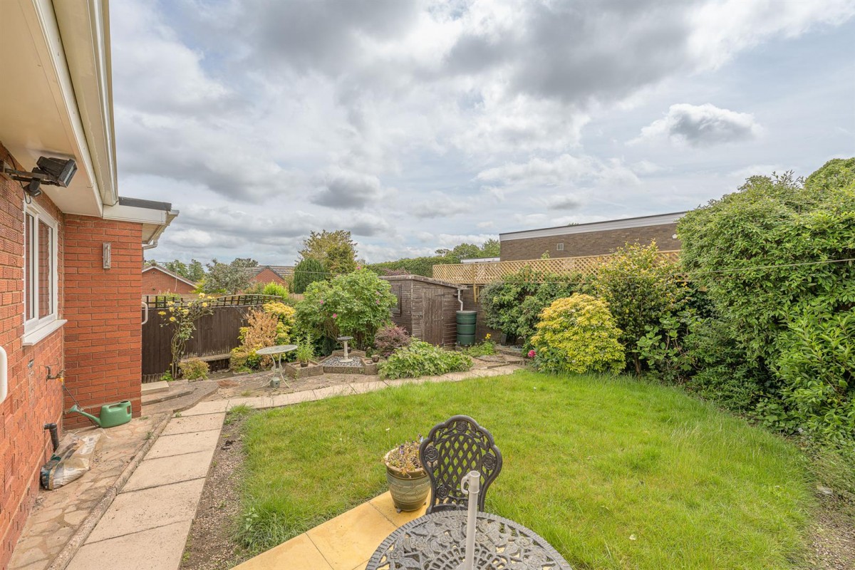 Lymsey Croft, Wordsley, DY8 5ND