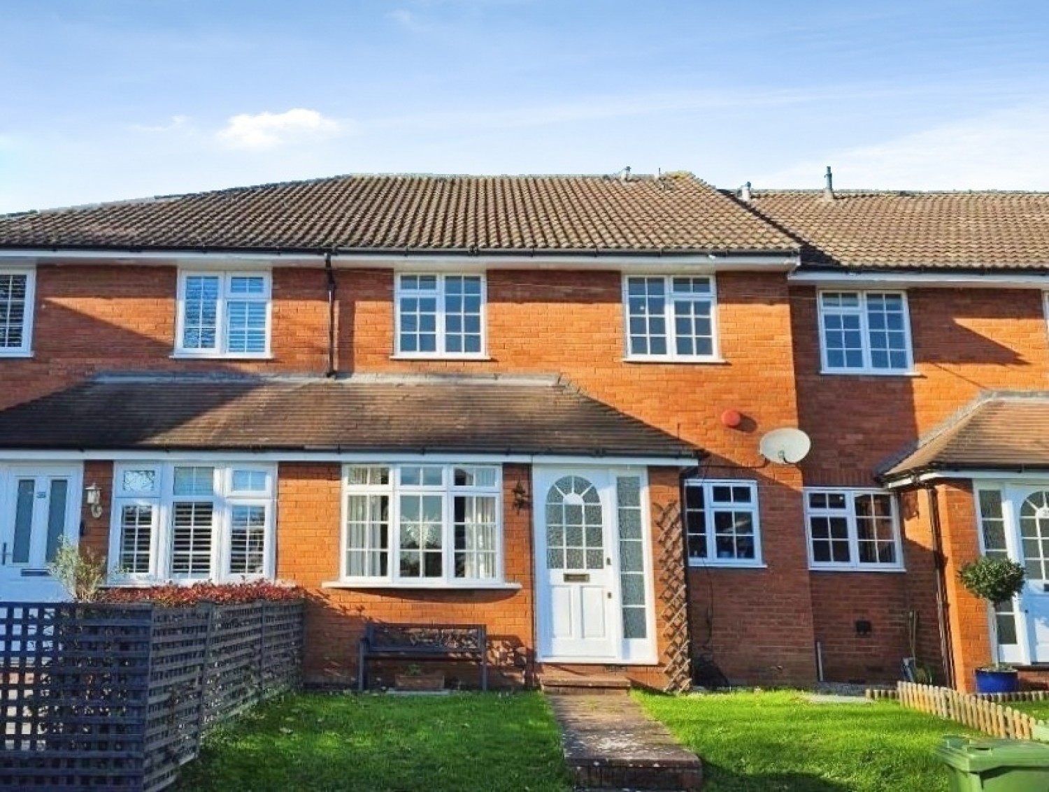 2 bedroom House for sale in Bromley Grove, Bromley