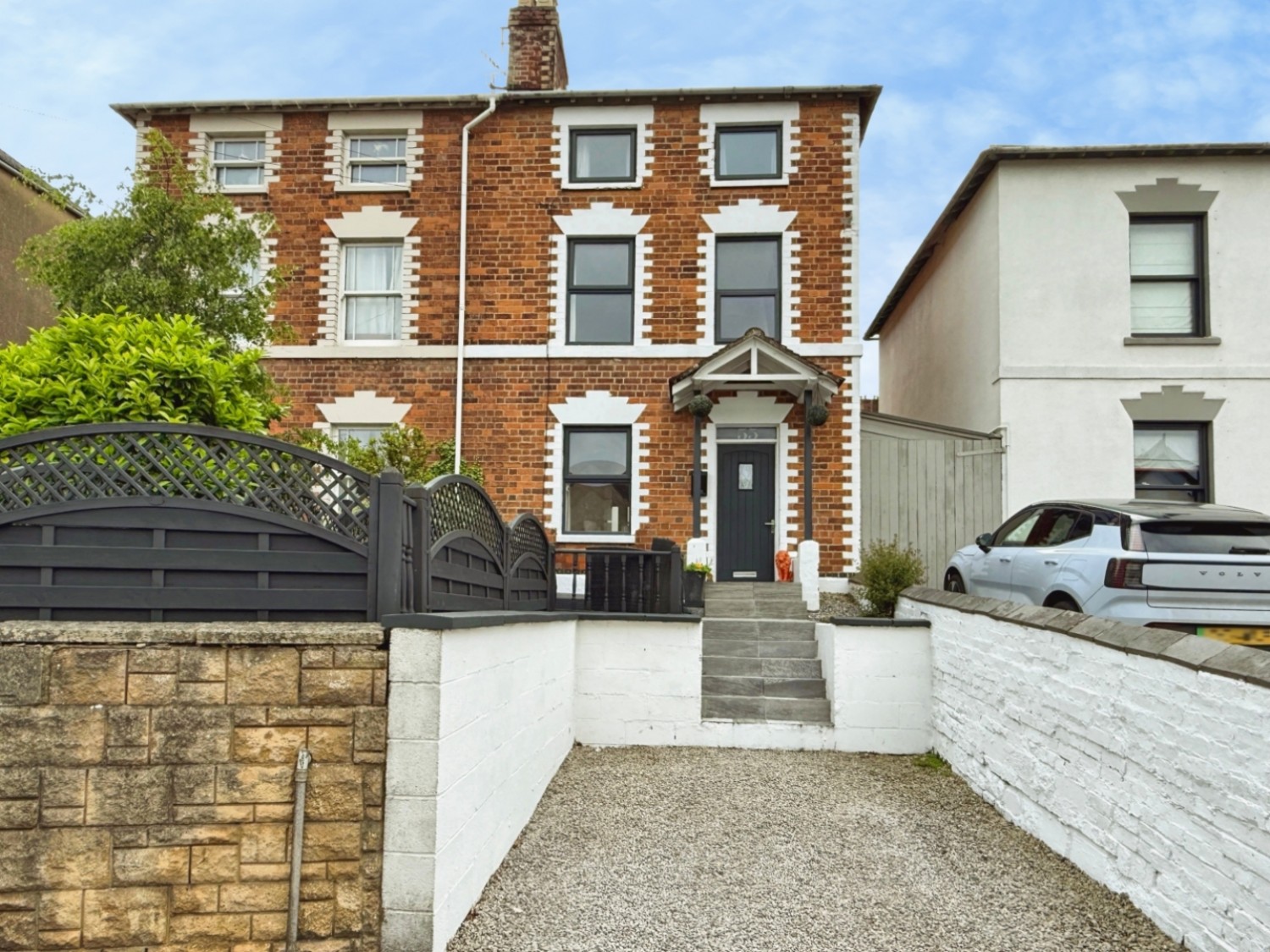Bath Road, Stroud