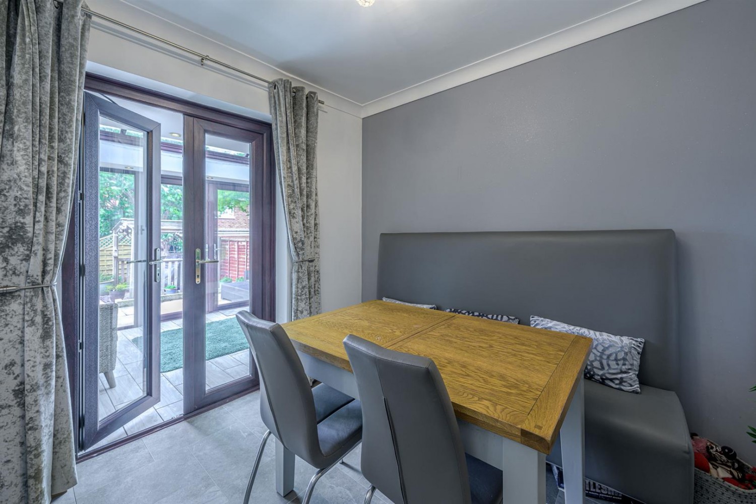 Prestwick Road, Kingswinford, DY6 9DZ