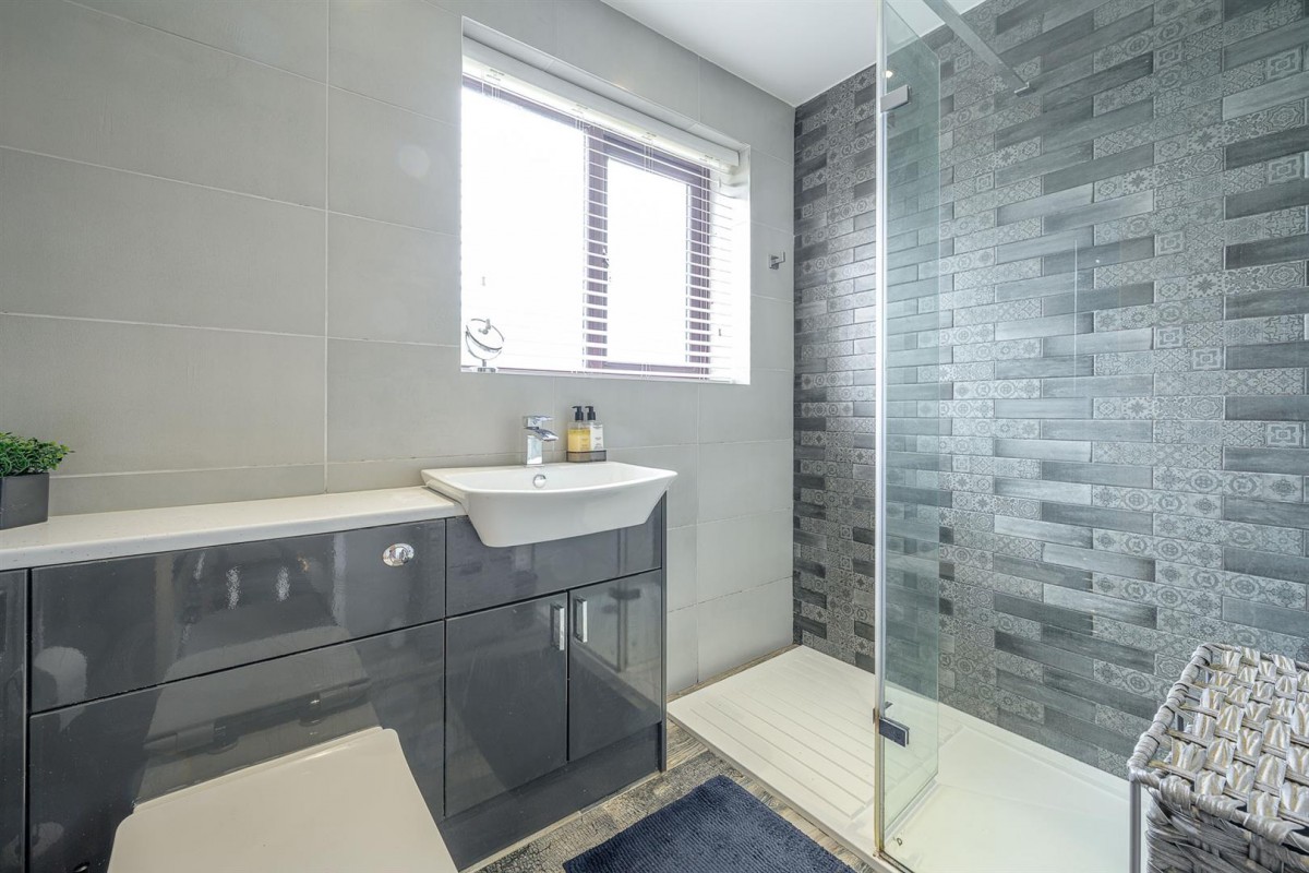 Prestwick Road, Kingswinford, DY6 9DZ