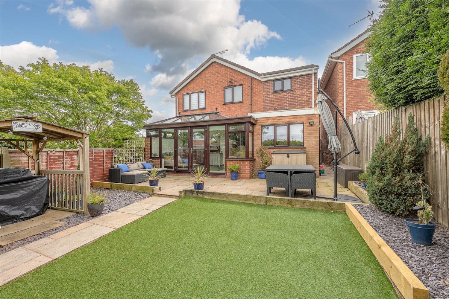 Prestwick Road, Kingswinford, DY6 9DZ