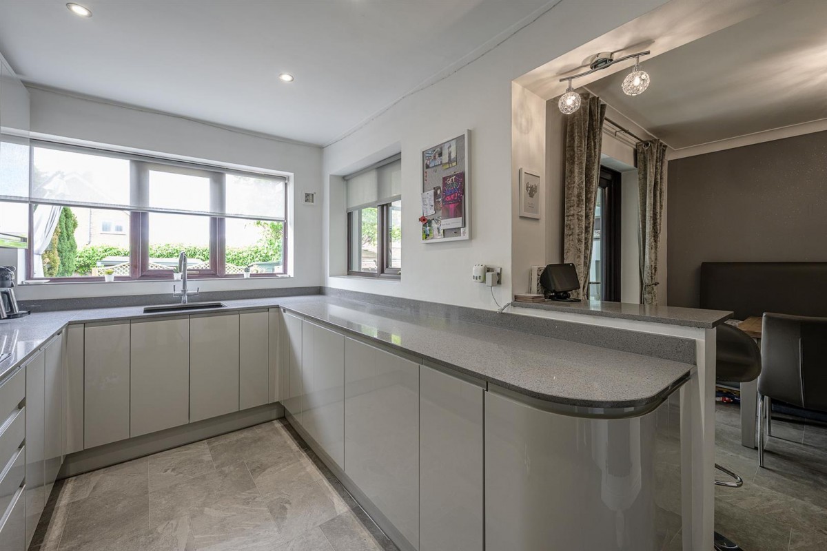 Prestwick Road, Kingswinford, DY6 9DZ