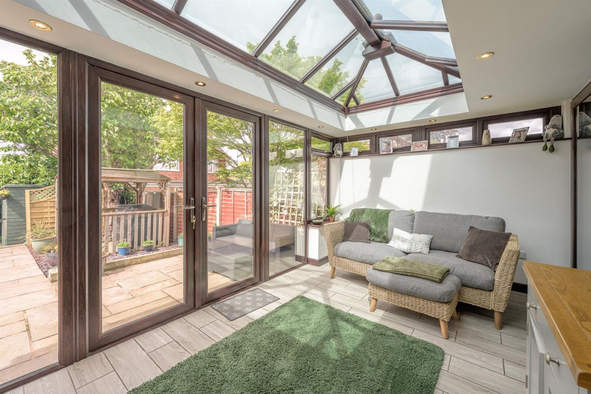 Prestwick Road, Kingswinford, DY6 9DZ