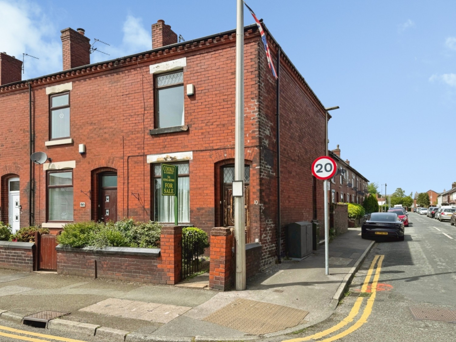 Kirkhall Lane, Leigh