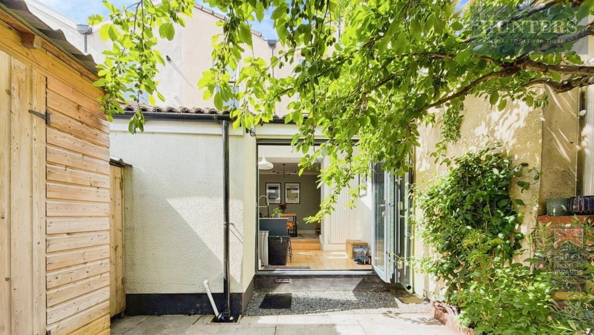Hebron Road, Bedminster, BS3 3AB