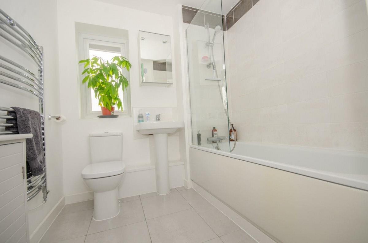 Buttercup Crescent, Lyde Green, Bristol, BS16 7LE