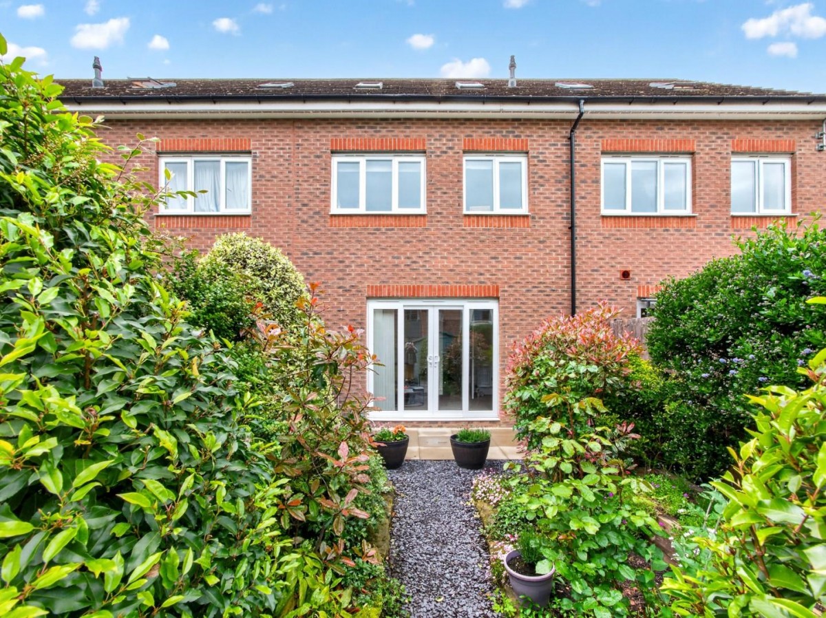 Farro Drive, York