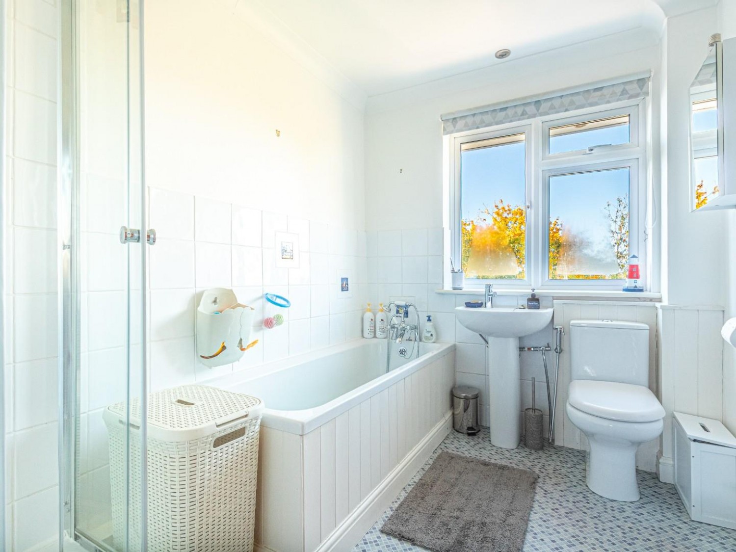 5 bedroom House to let in Tythe Close, Stewkley, Leighton Buzzard