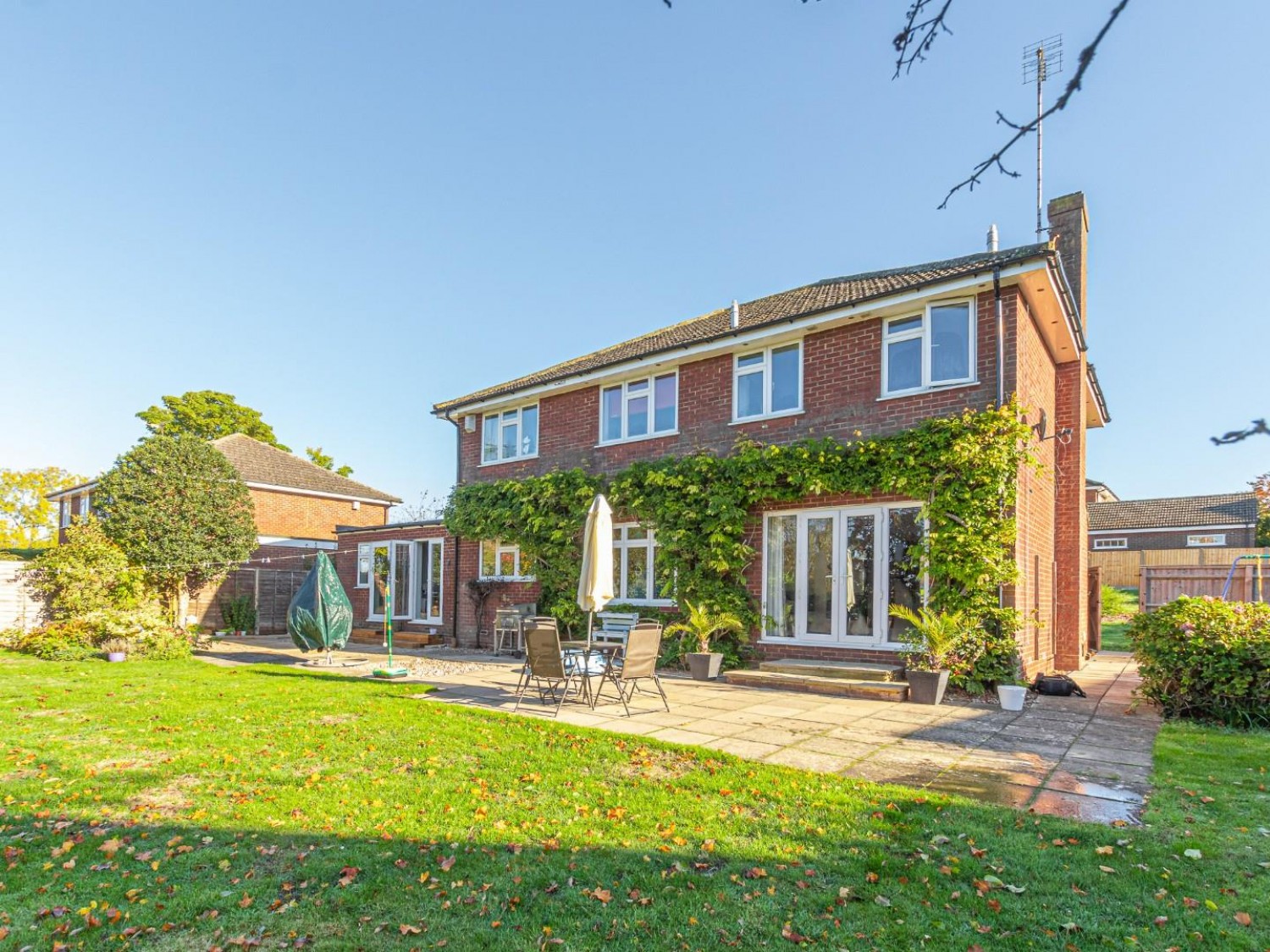 5 bedroom House to let in Tythe Close, Stewkley, Leighton Buzzard