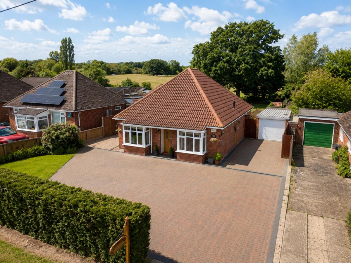 Ashford Road, Kingsnorth
