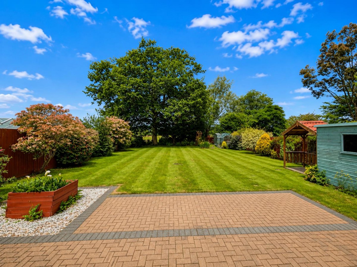 Ashford Road, Kingsnorth