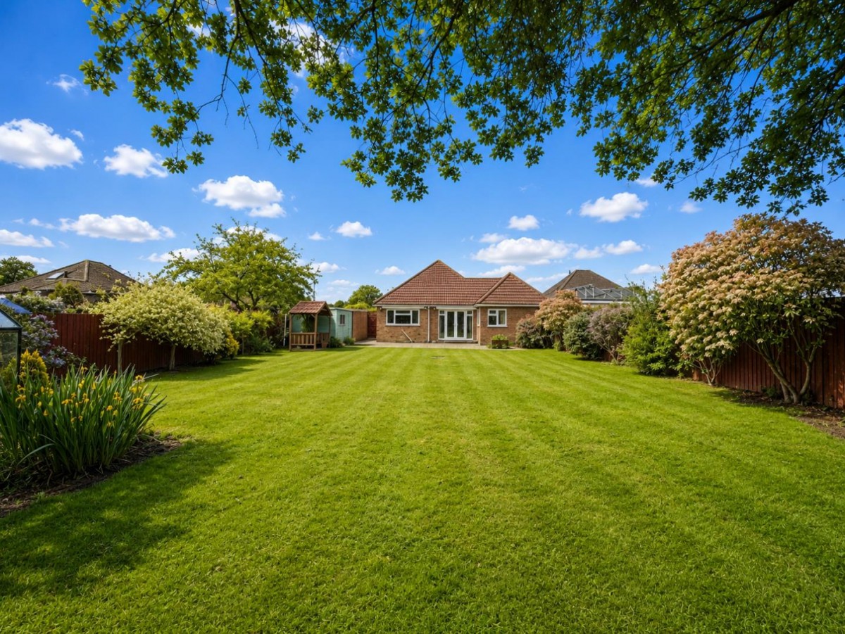 Ashford Road, Kingsnorth