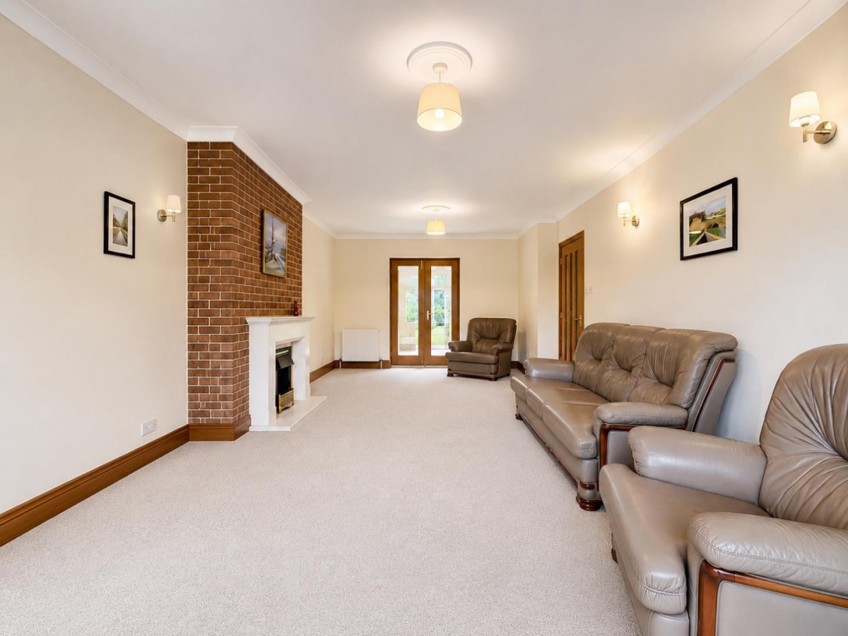 Ashford Road, Kingsnorth