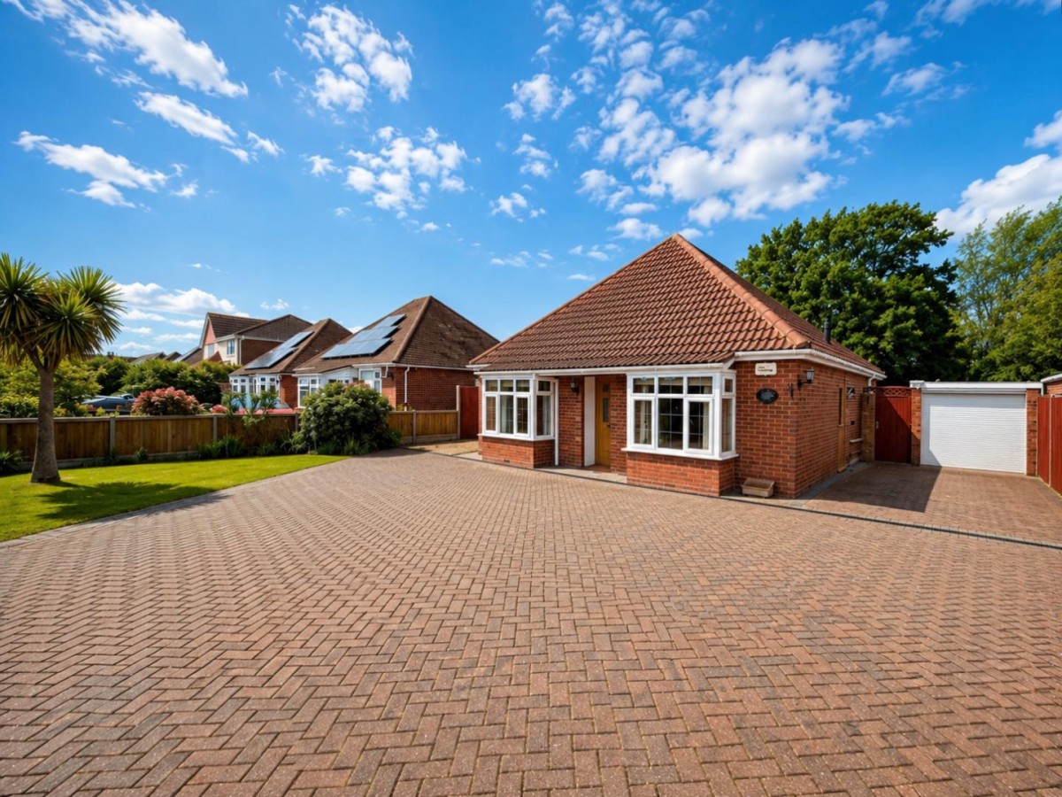 Ashford Road, Kingsnorth