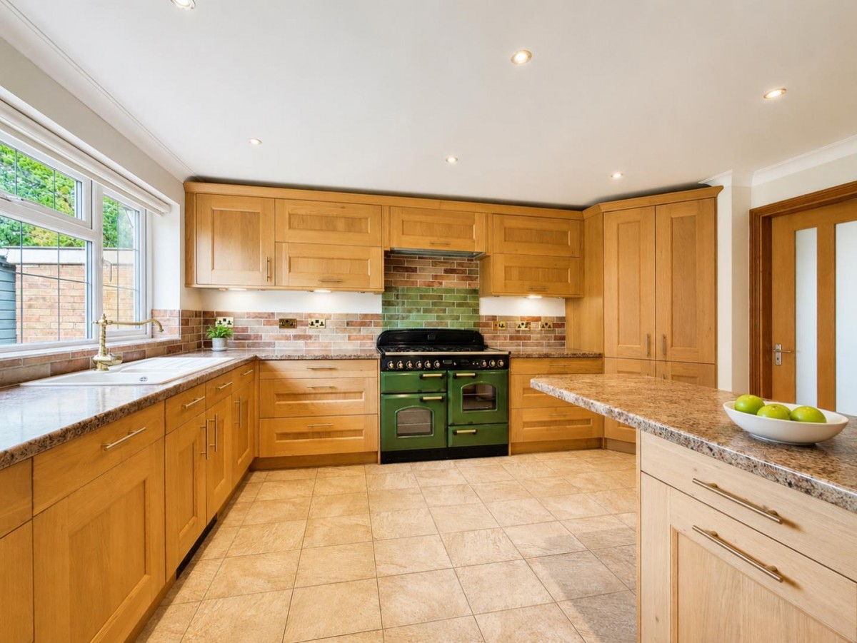 Ashford Road, Kingsnorth