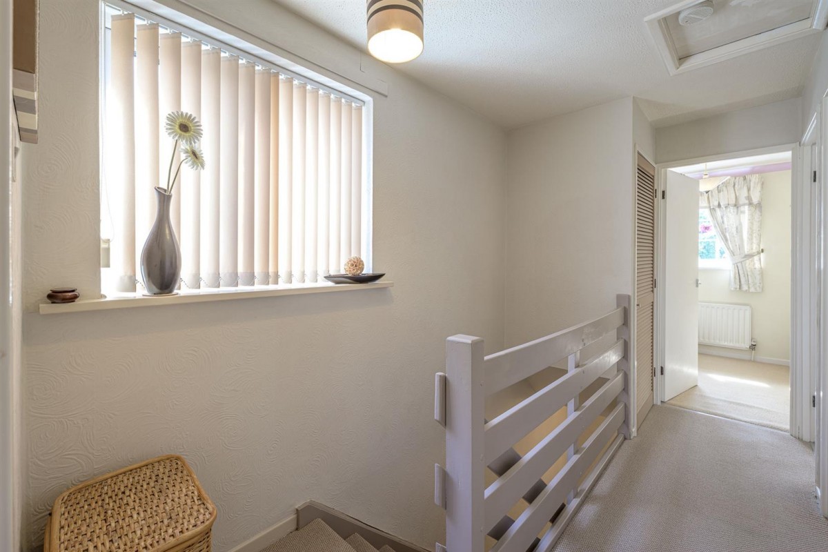 Prosper Meadow, Kingswinford, DY6 8BA