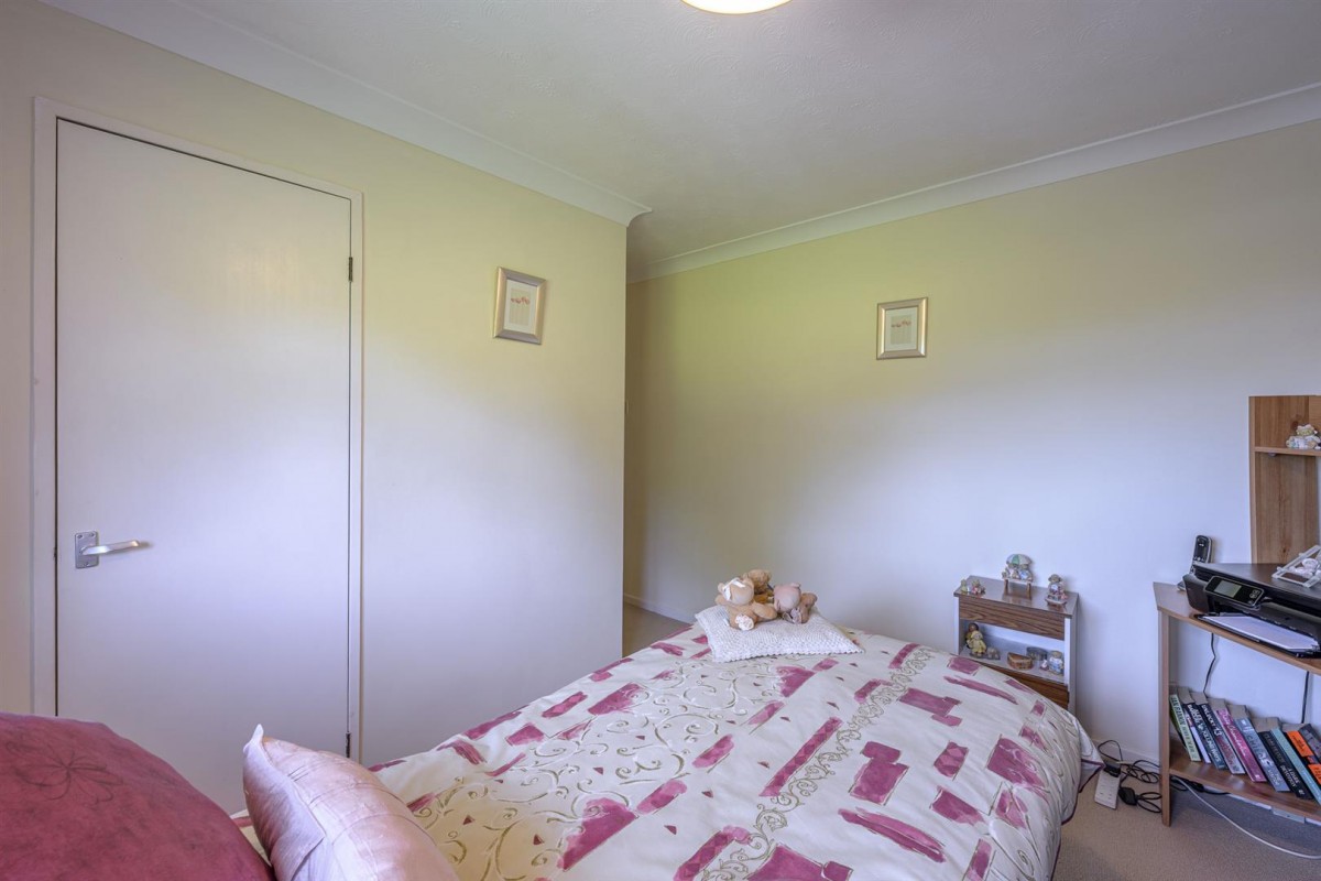 Prosper Meadow, Kingswinford, DY6 8BA