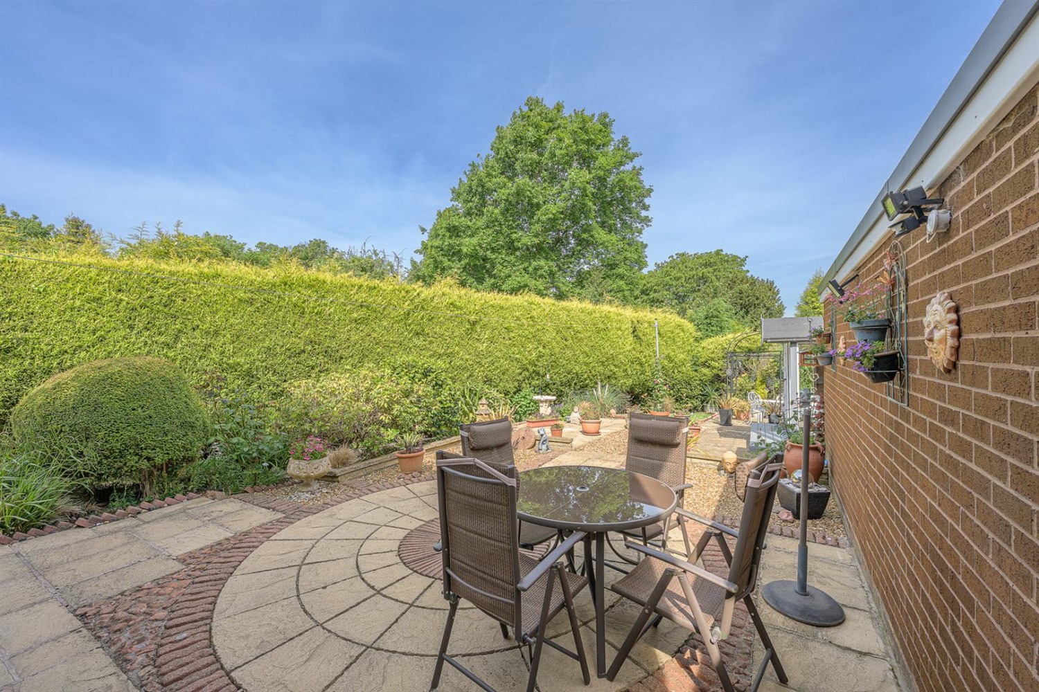 Prosper Meadow, Kingswinford, DY6 8BA