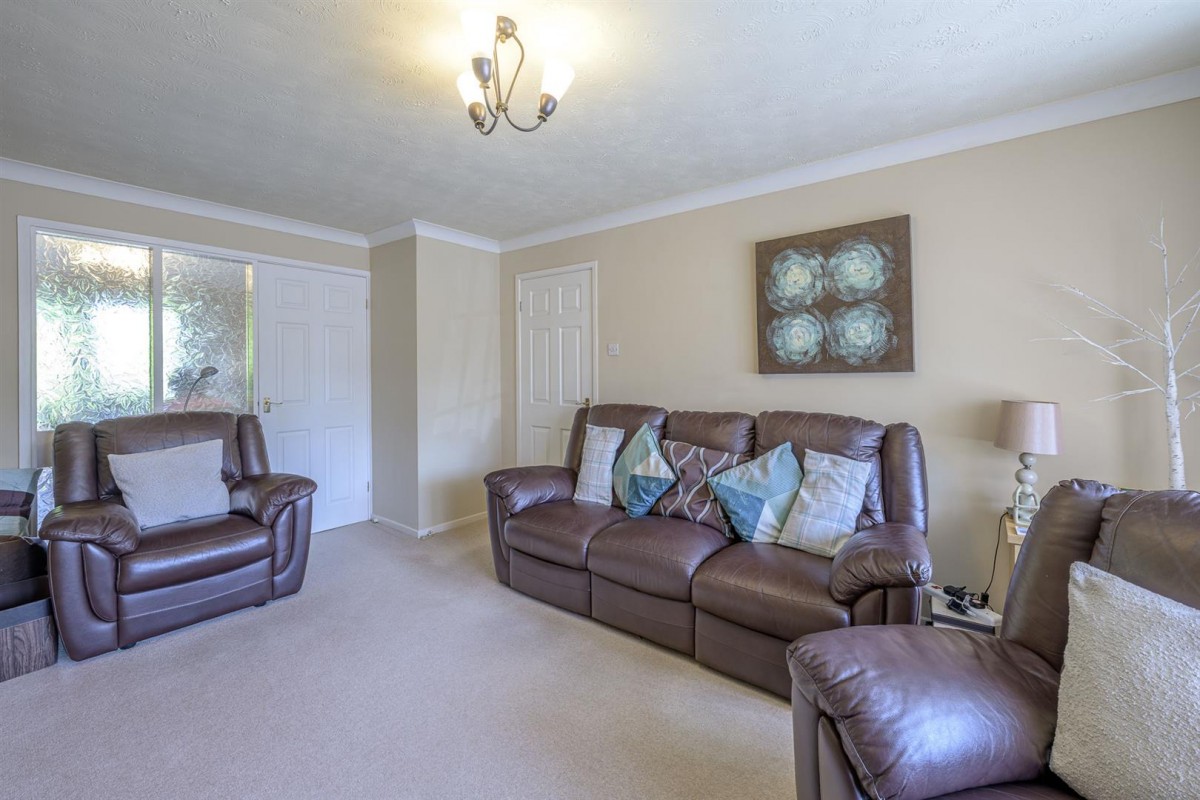 Prosper Meadow, Kingswinford, DY6 8BA
