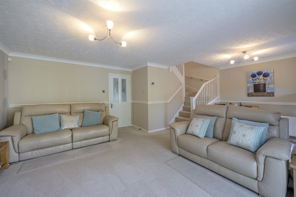 Ibis Gardens, Kingswinford, DY6 8XS