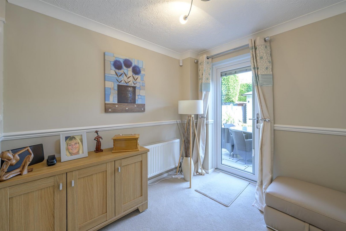 Ibis Gardens, Kingswinford, DY6 8XS