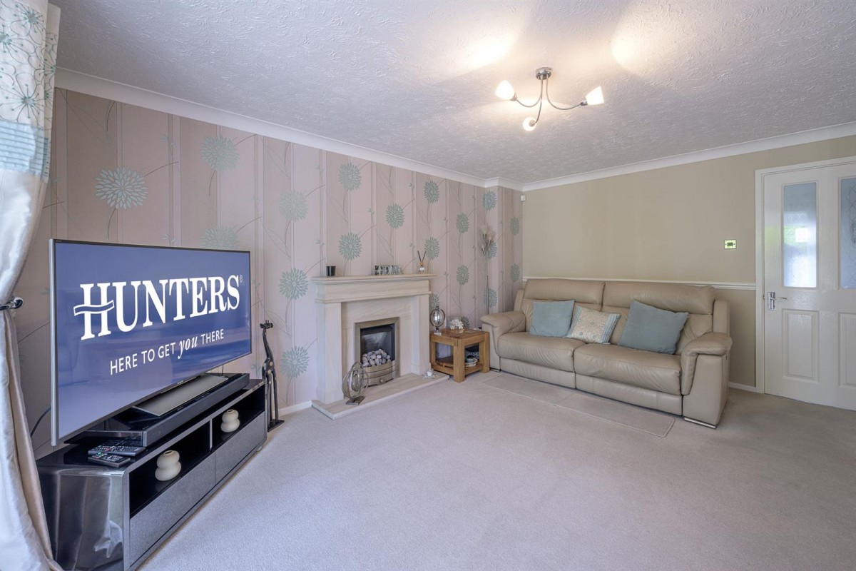 Ibis Gardens, Kingswinford, DY6 8XS