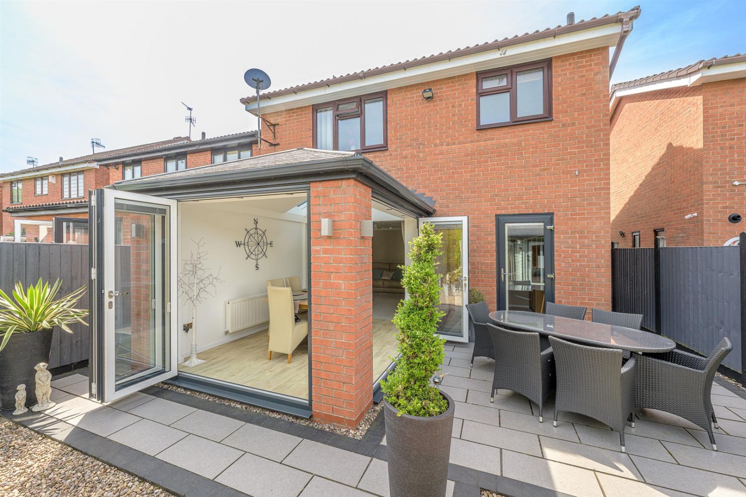 Ibis Gardens, Kingswinford, DY6 8XS