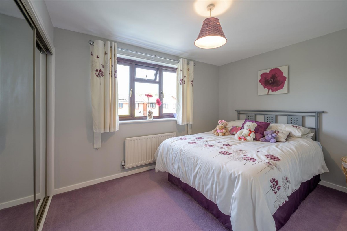 Ibis Gardens, Kingswinford, DY6 8XS