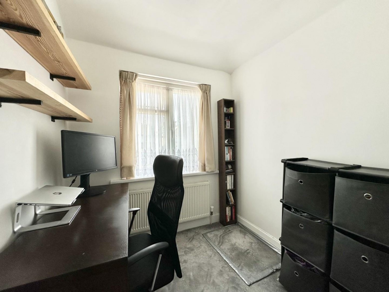 4 bedroom House for sale in Dorchester Waye, Hayes, Middlesex, UB4 0HY