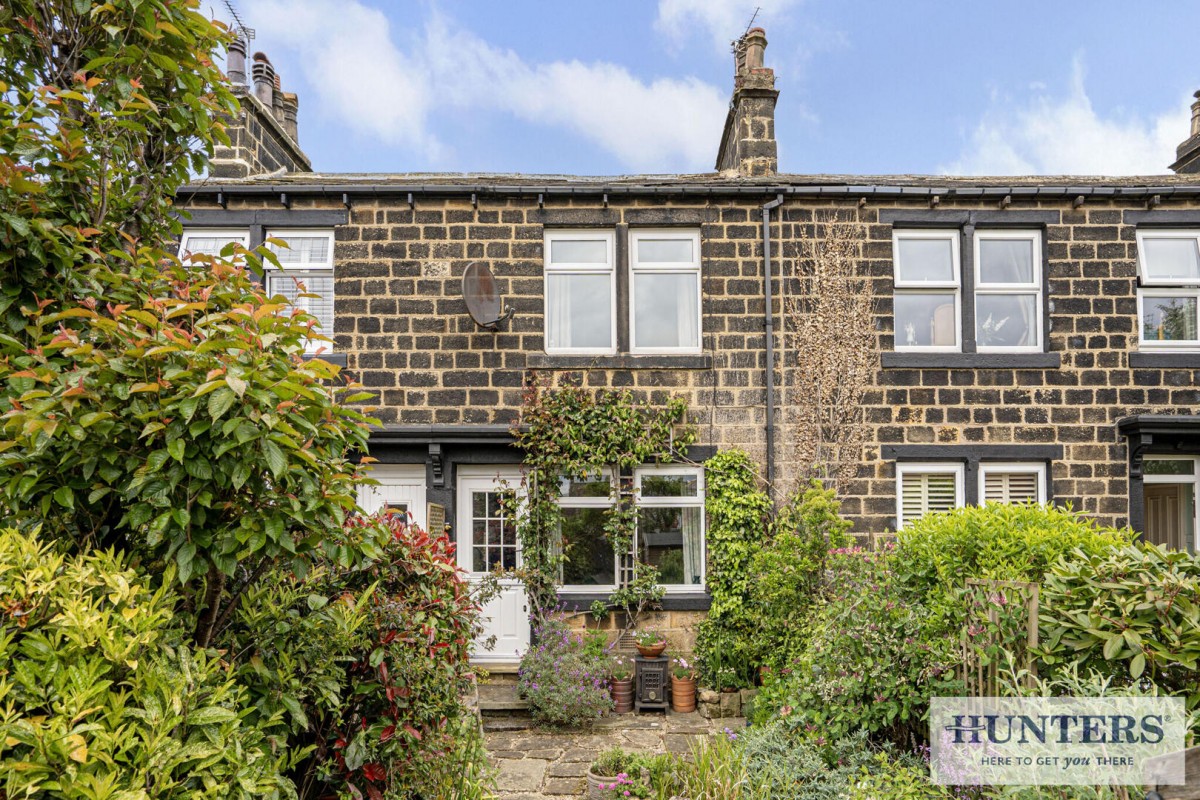 Carlton Grange, Yeadon, Leeds