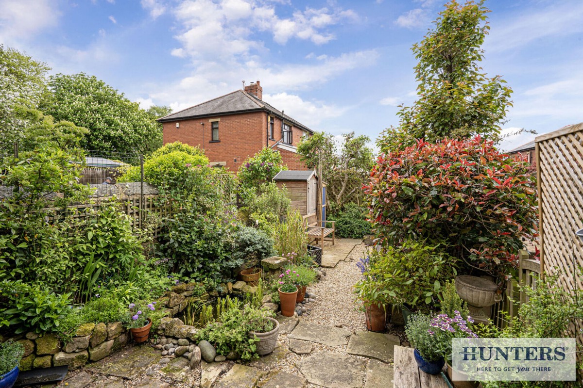 Carlton Grange, Yeadon, Leeds