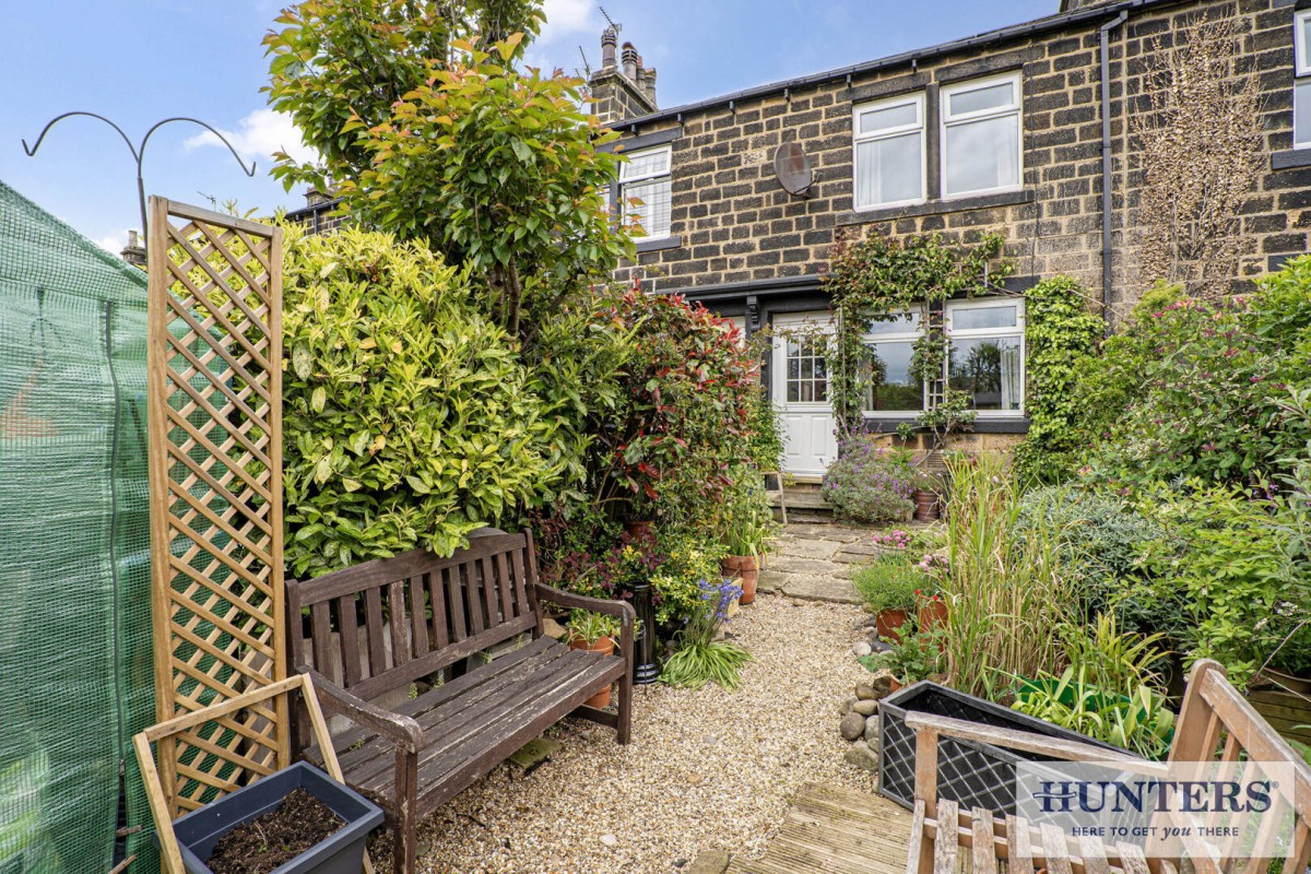 Carlton Grange, Yeadon, Leeds